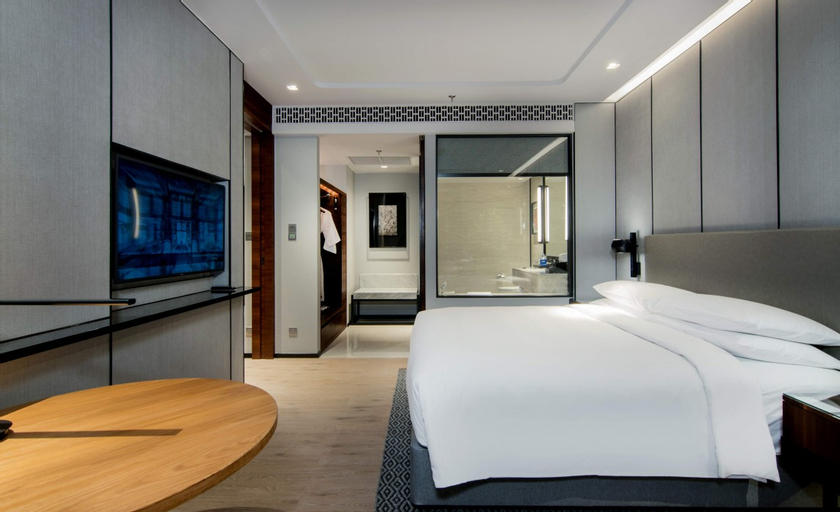 bedroom 19