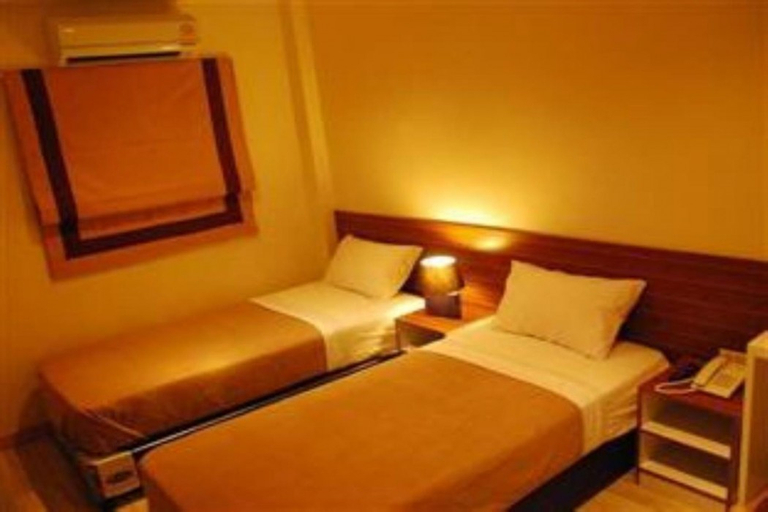 Bedroom 27