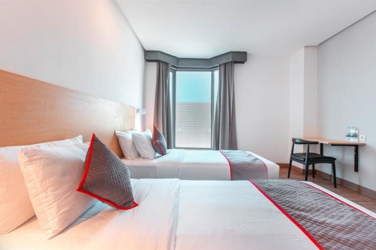 Bedroom 1, OYO 1 Townhouse Hotel Salemba, Tangerang