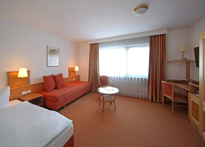 Bedroom 4, Hotel Engel, Rastatt