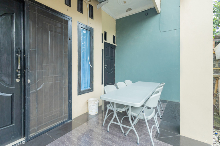Others 5, Boss Residence Serang Mitra RedDoorz, Serang