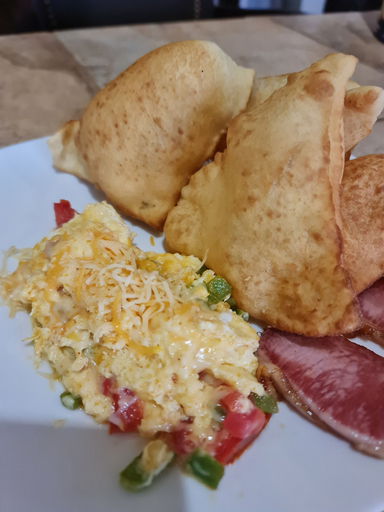 Food & Drinks 4, GM Suites Bed & Breakfast