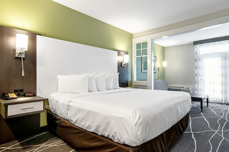 Bedroom 3, Clarion Inn Willow River, Sevier
