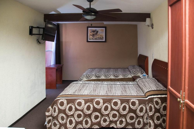 Bedroom 2, Hotel Rincon Real Suites, Durango