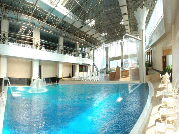 Sport & Beauty 2, Lijiang Waterfall Hotel, Guilin