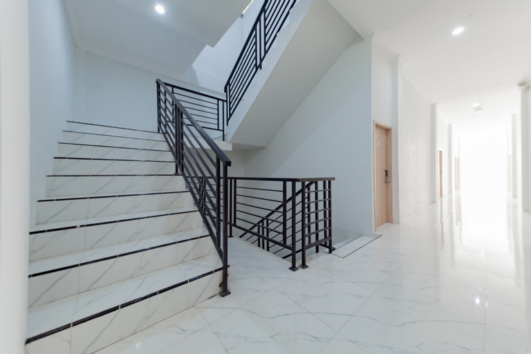 Urbanview Hotel La De Grizz Syariah Sampit by RedDoorz, Kotawaringin Barat