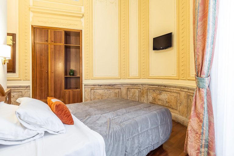 Bedroom 3, Hotel Medici, Rome