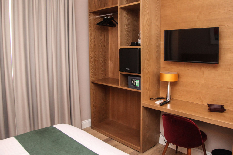 Bedroom 4, Toledo Relais - Exclusive Rooms, Napoli