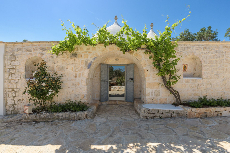 Exterior & Views 2, Trullo Cecapesce by Wonderful Italy, Brindisi