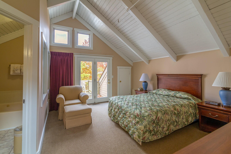 Bedroom 3, Massanuttens Shenandoah Villas by Tripforth, Rockingham