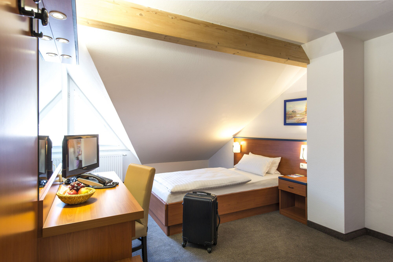 Bedroom 3, Hotel Am Wald, Mettmann