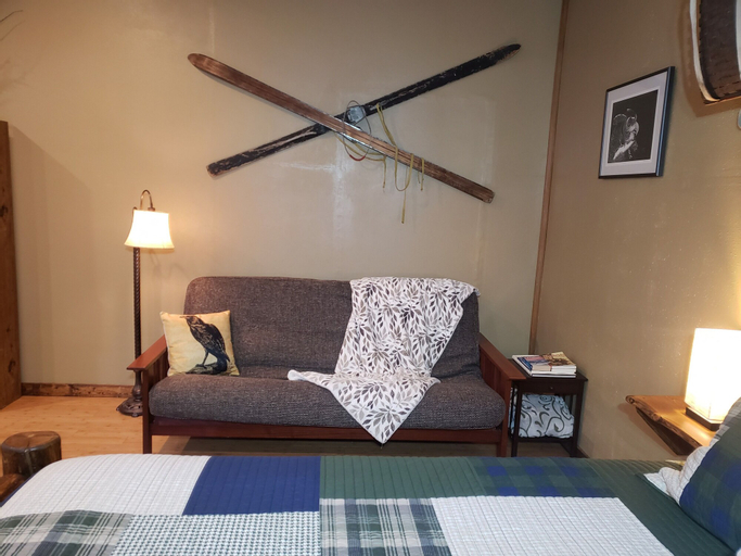 Bedroom 3, Wrangell Mountains Wilderness Lodge, Valdez-Cordova
