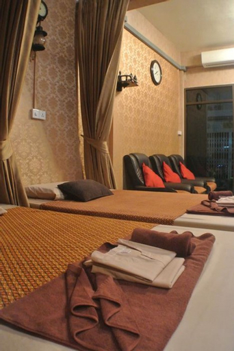 Bedroom 2, First Inn Bangkok - Hostel, Khlong Toey