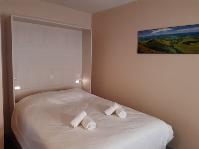 Bedroom 3, VVF Super-Besse Auvergne Sancy, Super Besse, Puy-de-Dôme