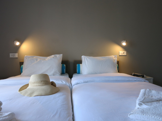 Bedroom 4, Amaryllis Hotel Apartments, Crete
