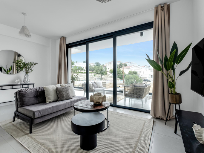 Others 5, Ayios Athanasios Apartments