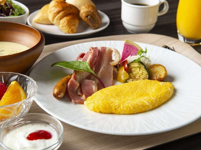 Food & Drinks 6