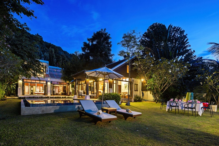 The Emerald Beach Villa 4, Ko Samui