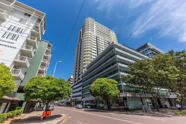 Exterior & Views 2, ZEN CITY & SEA - Executive 1BR Suite, Darwin