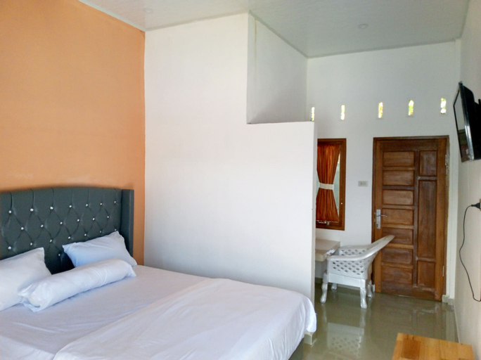 Bedroom 4, RedDoorz @ Sihole Paradise Inn Parbaba, Samosir