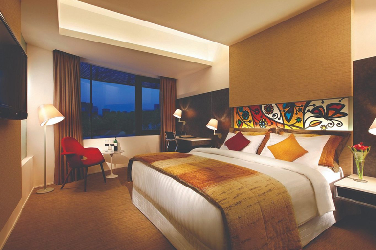 Bedroom 4, D'Hotel, Singapore