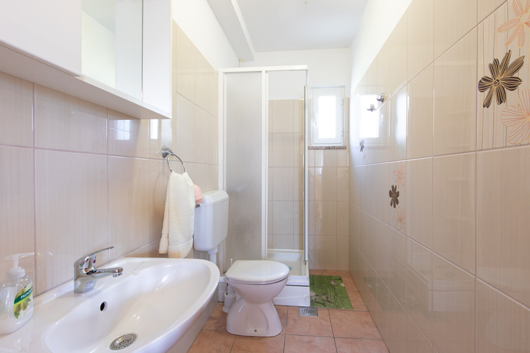Others 4, 1-bedroom Apartment in Krk - Steps From the Beach!, Krk