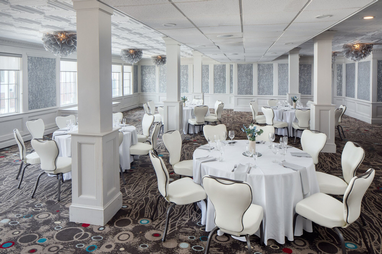 Food & Drinks 5, Ashworth by the Sea, Rockingham