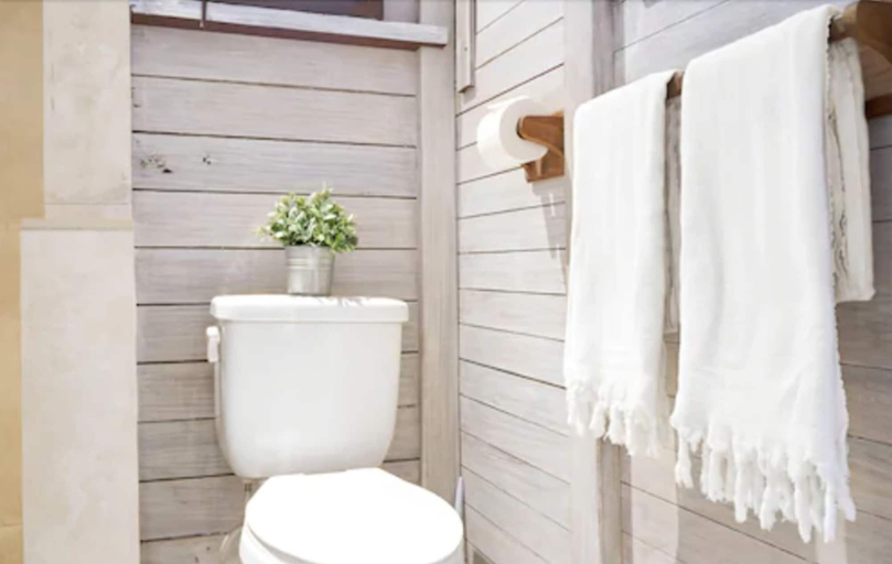 Bathroom 3, ECO Lifestyle & Lodge