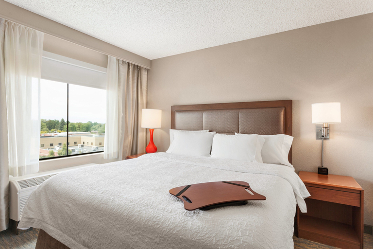 Bedroom 3, Hampton Inn & Suites Denver - Cherry Creek, Denver