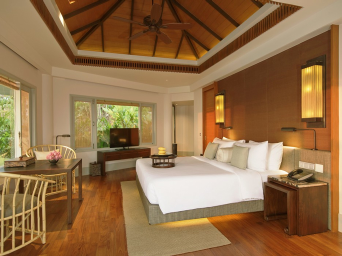 bedroom 24