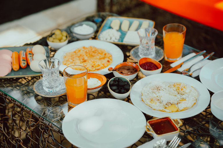Food & Drinks 5, Lakeside Hotel & Spa, Qəbələ