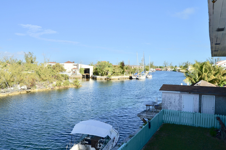 Sport & Beauty, Waterway Condos