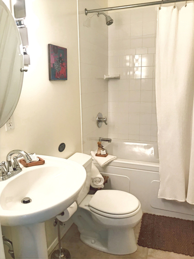 Bathroom 4, Wisteria Guest House, Capital