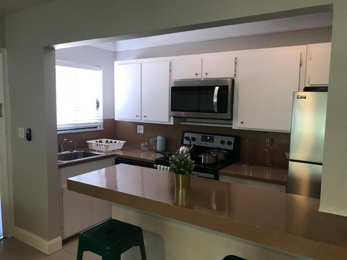 Others 4, Bayview Apartments, Broward