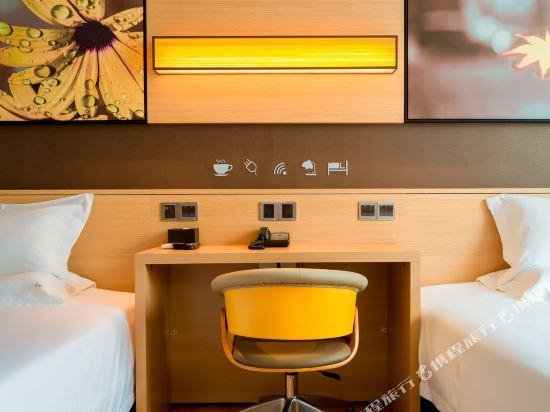 Others 3, IU Hotel (Longchang Beiguan Shipaifang Scenic Spot), Neijiang]]