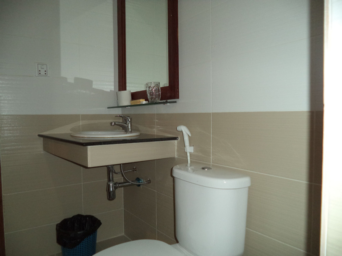 Bathroom 3