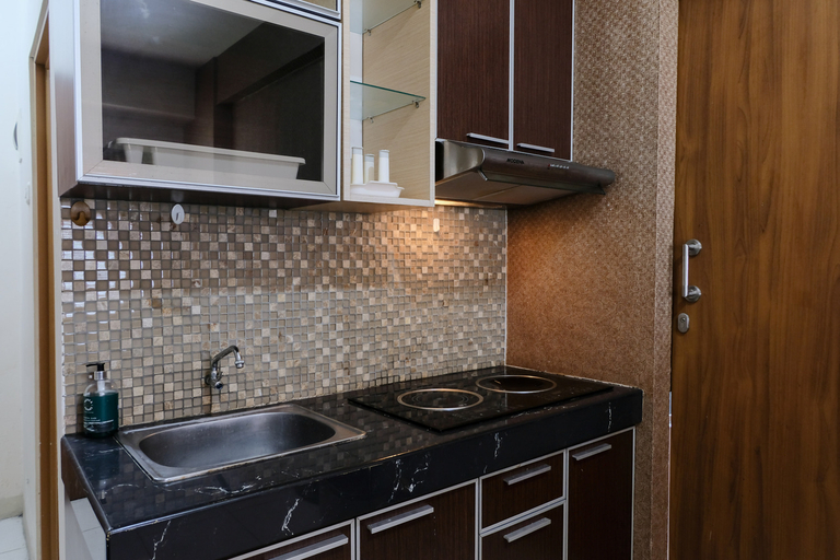 Others 4, Spacious 3BR Combined Unit at Pinewood Apartment By Travelio, Sumedang