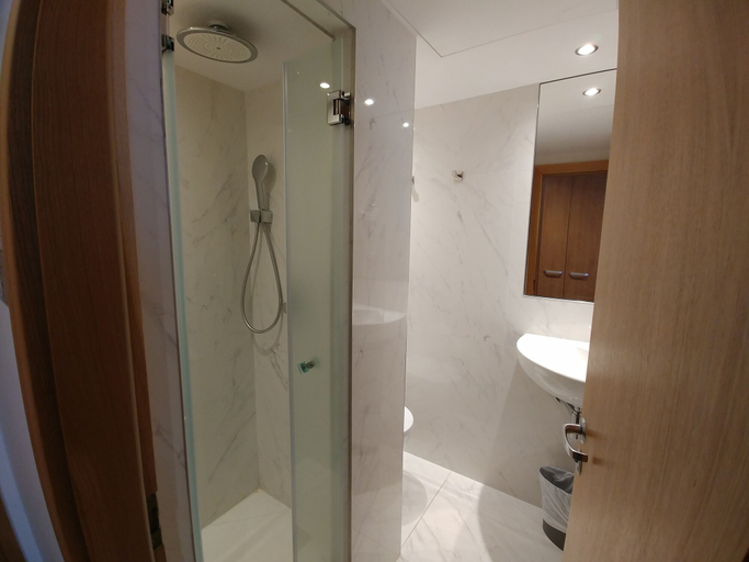 Bathroom 4, Hôtel Aida Opéra, Paris