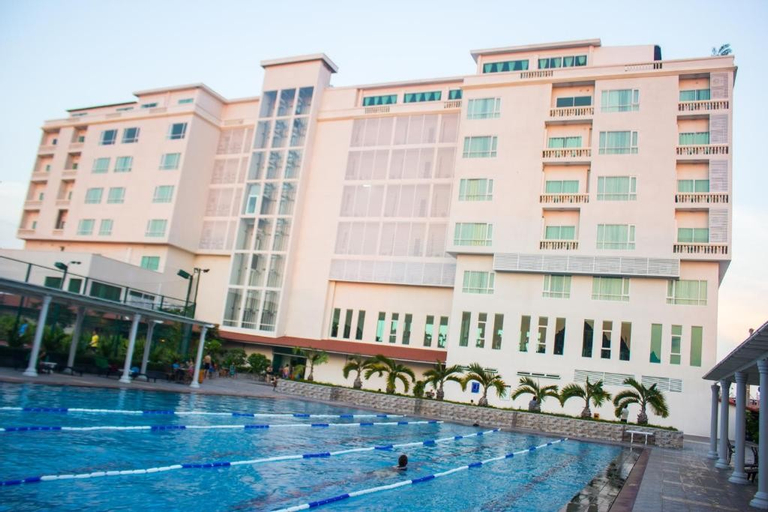 Exterior & Views, DYVITH HOTEL, Ruessei Kaev