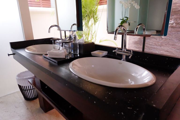 Bathroom 5, The Royal Santrian Luxury Beach Villas, Badung