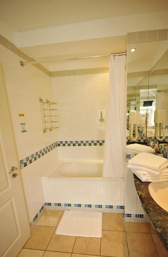 Others 3, The Castle Hotel, Powys