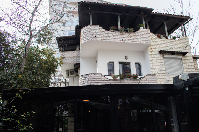Exterior & Views 2, Vila Sanremo, Tiranës