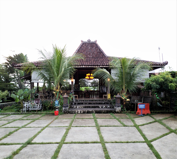 Omah Glugu Resto & Guesthouse, Purbalingga