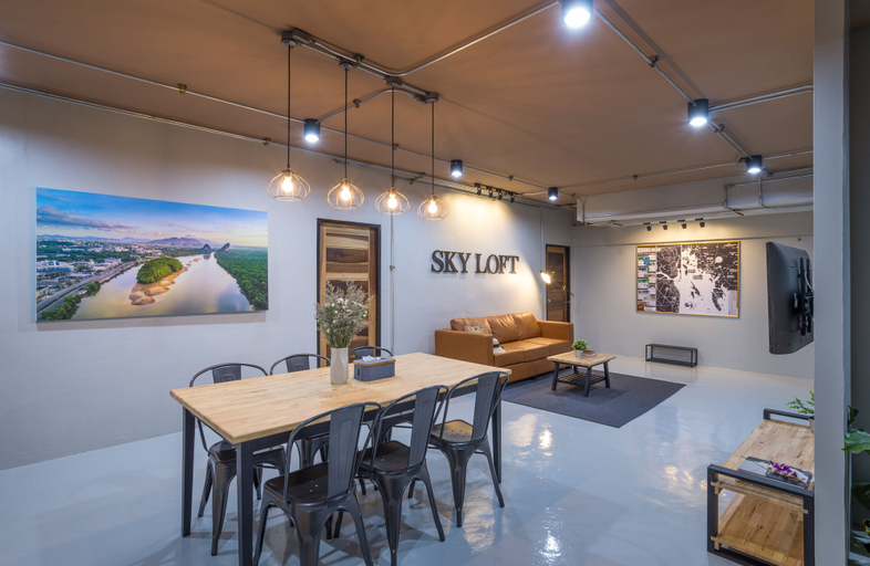 Food & Drinks 5, Otter House, Mueang Krabi
