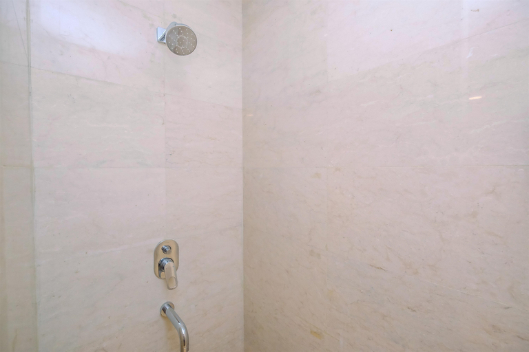 Bathroom 5, Homey 2BR at L'Avenue Apartment Pancoran By Travelio, Jakarta Selatan