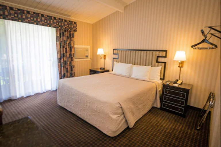 Bedroom 2, Los Gatos Lodge, Santa Clara