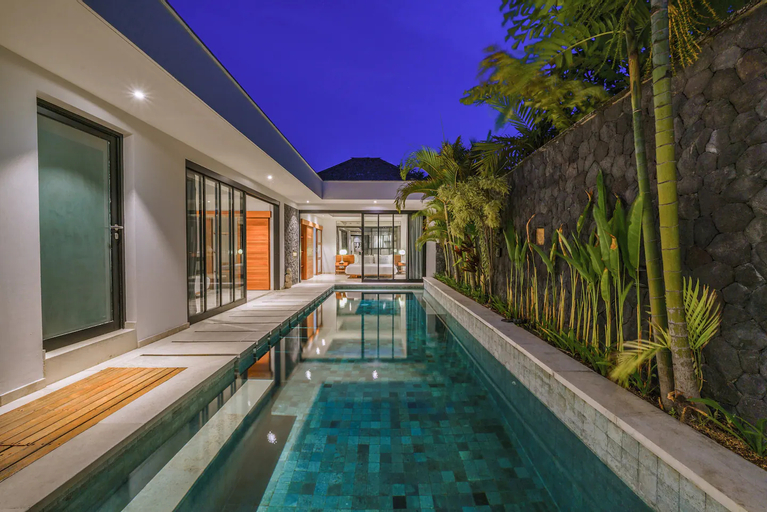 Exterior & Views 1, Villa Kalila: Elegant 2 BR Villa in Perfect Location !, Badung