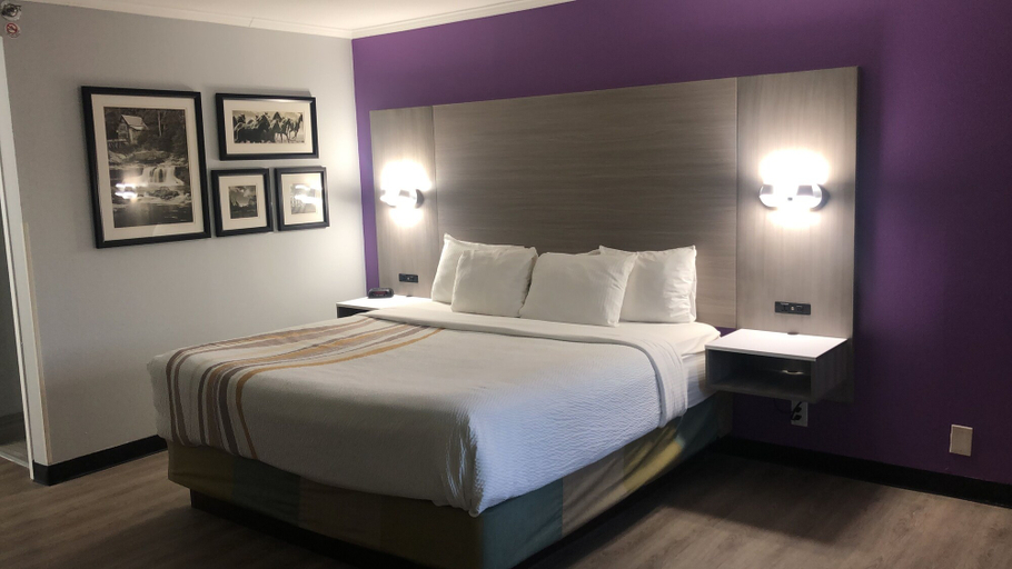Bedroom 3, La Quinta Inn by Wyndham Birmingham - Inverness, Shelby