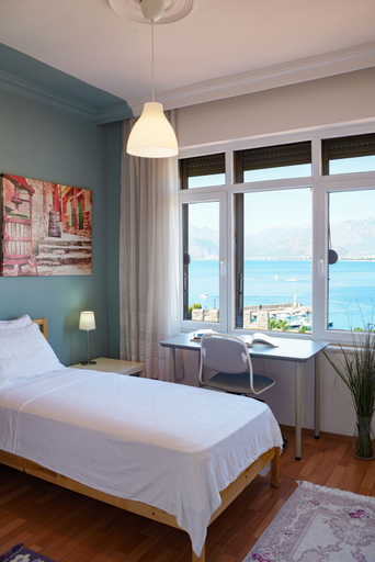 Bedroom 4, Nazende_beautiful Sea View Flat in Lovely Old Town, Antalya