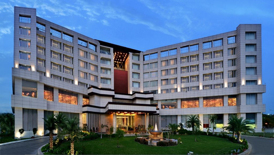 Exterior & Views 4, Holiday Inn CHANDIGARH PANCHKULA, Panchkula